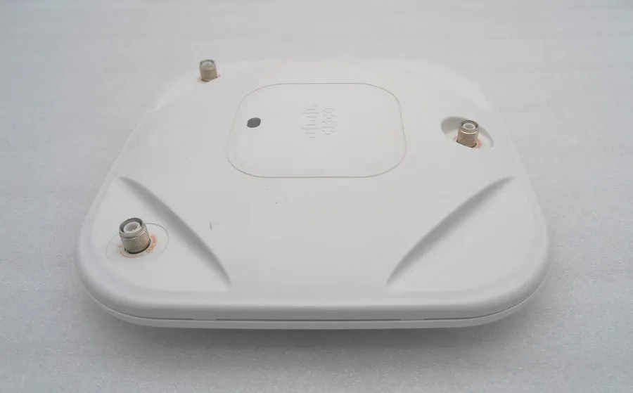 Точка доступа Wi-Fi Cisco AIR-SAP1602E-A-K9 Aironet 1600 Series Access Point — фото лота 1