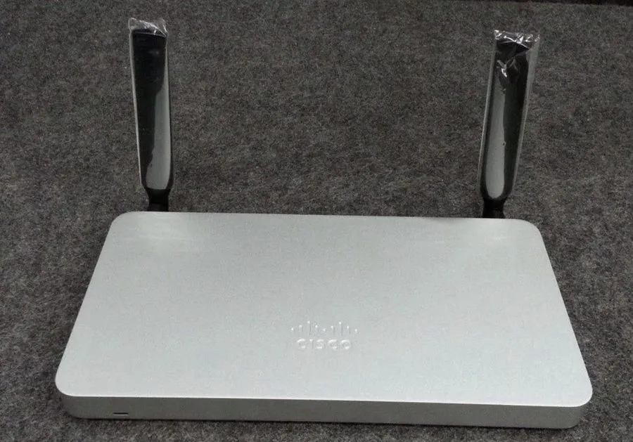 Маршрутизатор Cisco Meraki MX68CW-HW-NA LTE & 802.11ac Router/Security Appliance