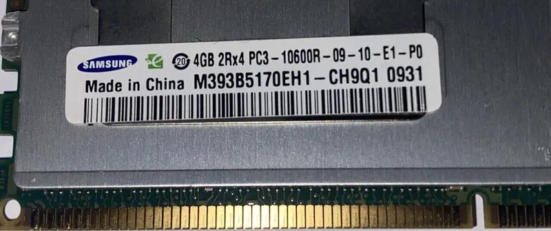 Модуль памяти Samsung 4GB 2Rx4 PC3-10600R DDR3-1333 ECC Reg Server RAM M393B5170
