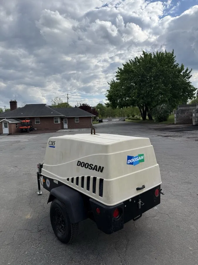 Компрессор 2018 Doosan C185WDZ-T4F Towable Portable Rotary Screw Diesel Air Comp — фото лота 1