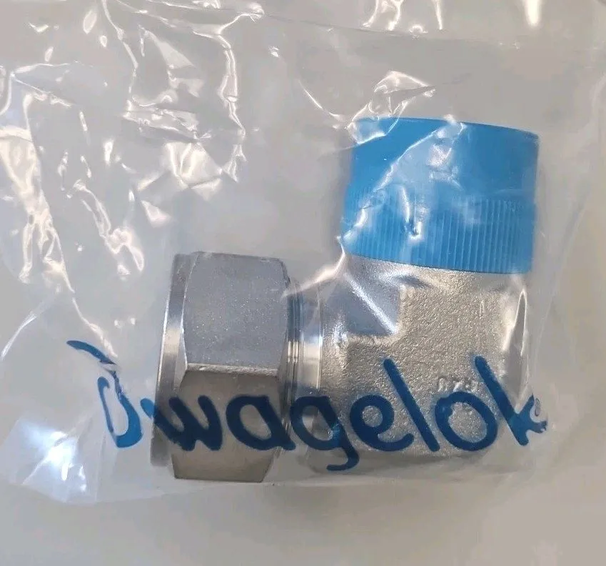 Фитинг Swagelok SS-1610-2-16 SS Tube Fitting Male Elbow 1” Tube OD x 1” MNPT — фото лота 2