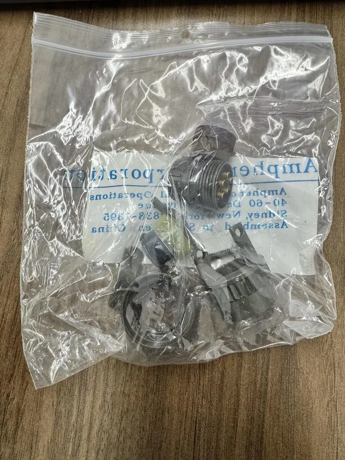 Разъём Amphenol Industrial PT06E-14-5S(SR) Circular MIL Spec Connector 5P Sz 14 — фото лота 1