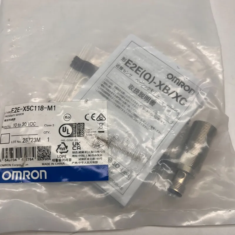 Датчик приближения OMRON E2E-X5C118-M1 Industrial Proximity Sensor 10-30VDC