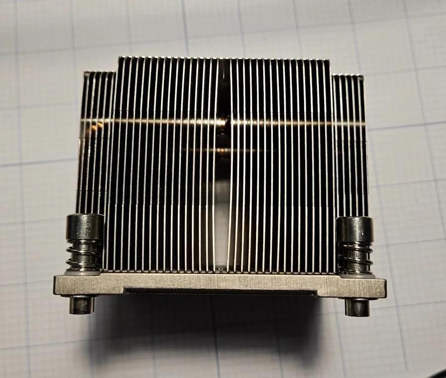 Комплектующее сервера Dell PowerEdge R515 Cooling CPU Heatsink 0NK2F4 NK2F4 — фото лота 1