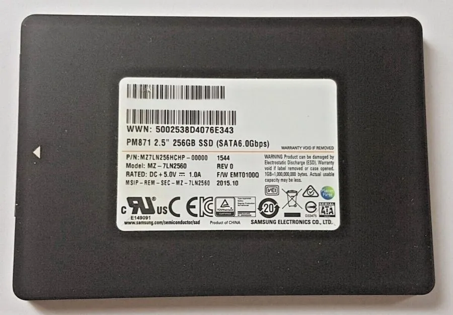 SSD-накопитель Samsung PM871 256GB SSD 2.5" SATA MZ-7LN2560 Health Status Good