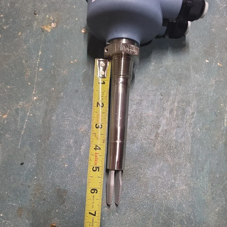 Датчик уровня Emerson Rosemount 2120 D0DV1NADE0060 Wet/dry Vibratory Fork Level  — фото лота 2