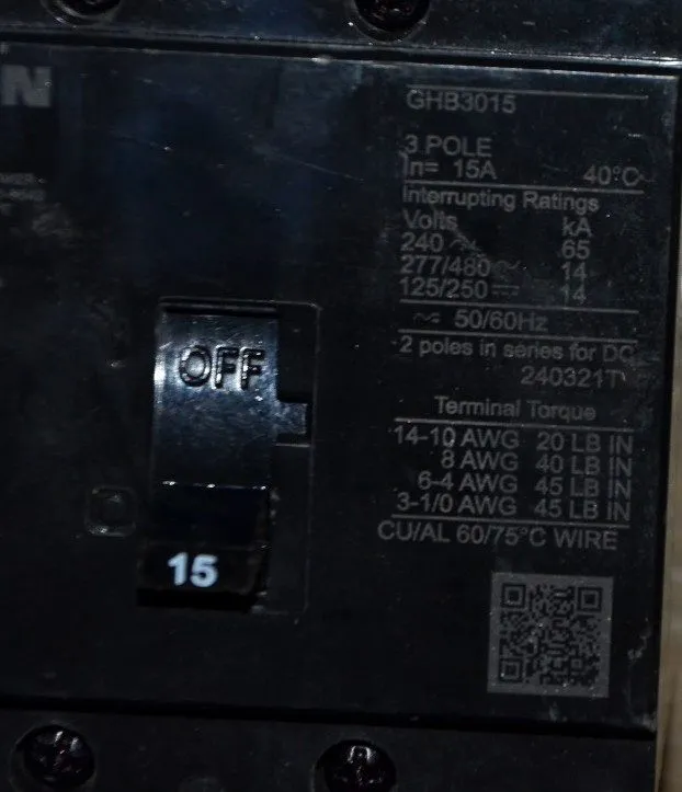 Автоматический выключатель Eaton/Cutler Hammer GHB3015 15 Amp 3 Pole 277/480V Ci