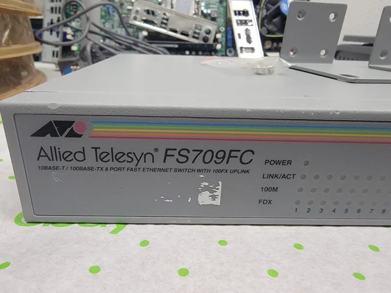 Коммутатор Allied Telesis AT-FS709FC 8-Port 10/100 Mbps Fast Ethernet switch w/ 