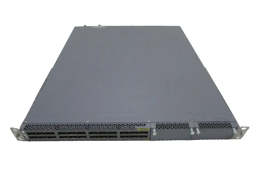 Коммутатор Juniper QFX5100-24Q-AFO 24x QSFP+ Ports Dual MGMT 2x AC Power
