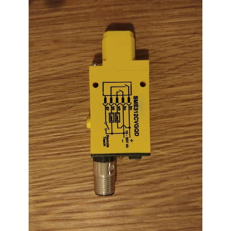 Фотоэлектрический датчик Banner SME312CVGQD Mini Beam Photoelectric Sensor