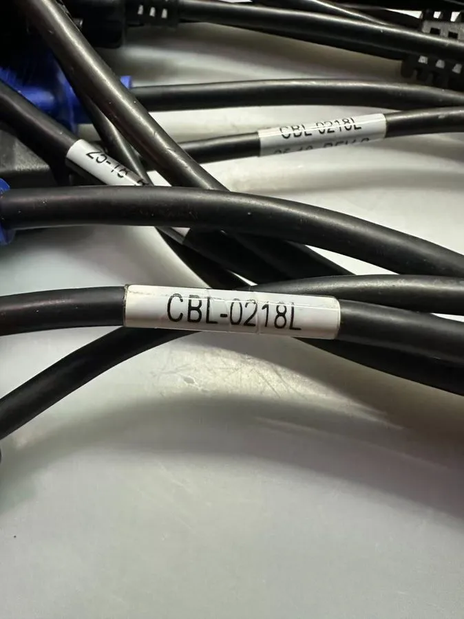 KVM-переключатель SUPERMICRO CBL-0218L KVM/SUVI 36PIN-VGA,DB9 — фото лота 1