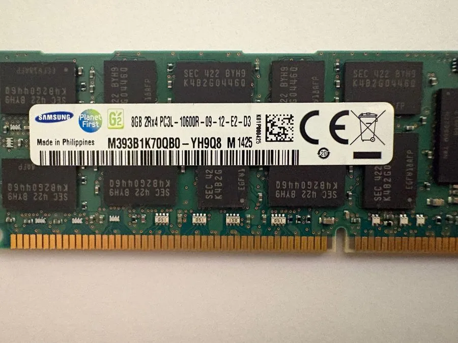 Модуль памяти Samsung 8GB 2RX4 PC3L-10600R-09-12-E2-D3 ECC REG Server RAM M393B1