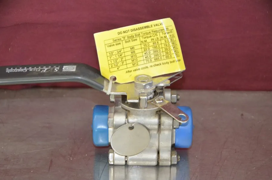 Клапан SVF Flow Controls 3/4 inch Stainless Steel Ball Valve B86666ATSW — фото лота 2
