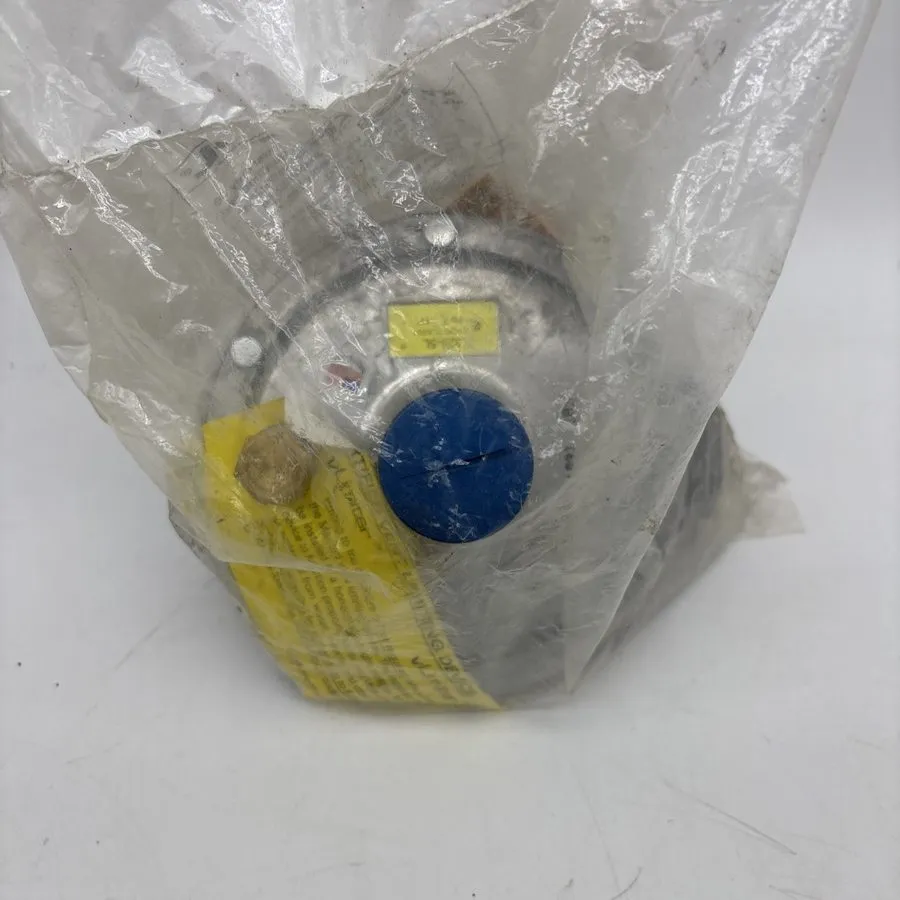 Трубопроводная арматура Maxitrol 325-5L Gas Pressure Regulator 3/4" IPS Model 32