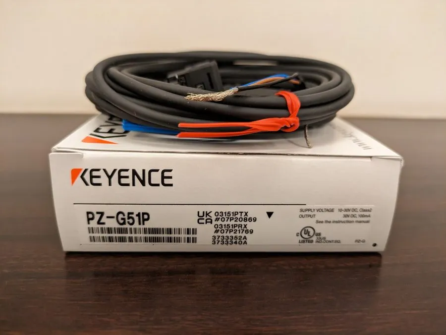 Фотоэлектрический датчик Keyence PZ-G51P Photoelectric Sensor