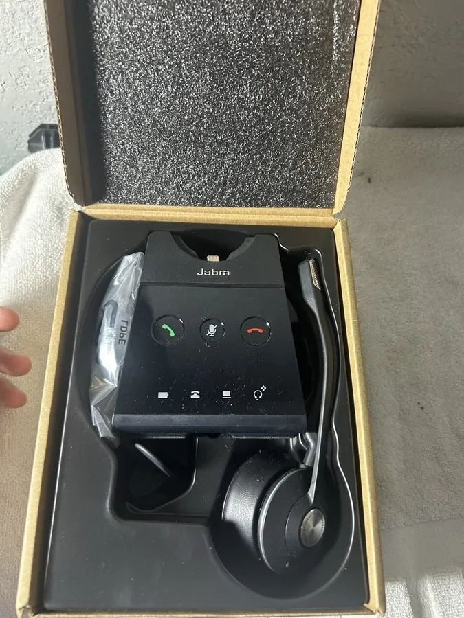 VoIP-шлюз Jabra Engage 65 Stereo UC Wireless Headset System w Base 9559-553-125 — фото лота 2