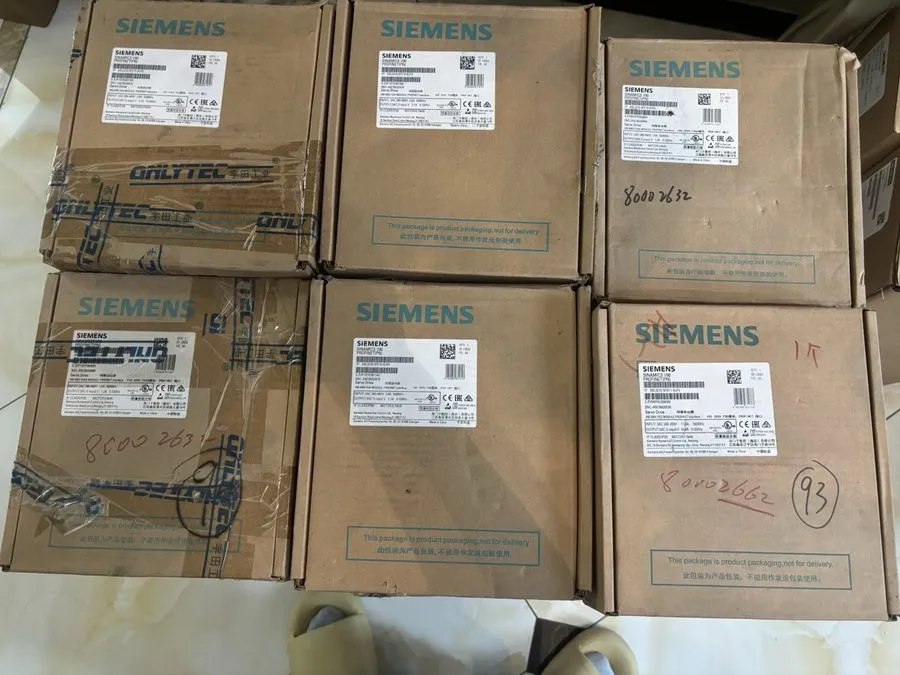 Частотный преобразователь SIEMENS SINAMICS V90 PROFINET 6SL3210-5FB11-5UF0 PLC D