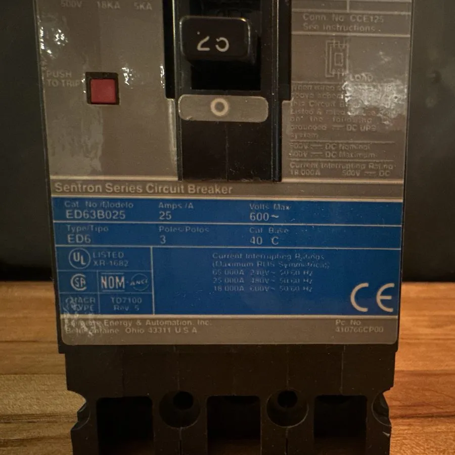 Автоматический выключатель Siemens Sentron ED6 ED63B025 25A 3-Pole 600V AC Circu