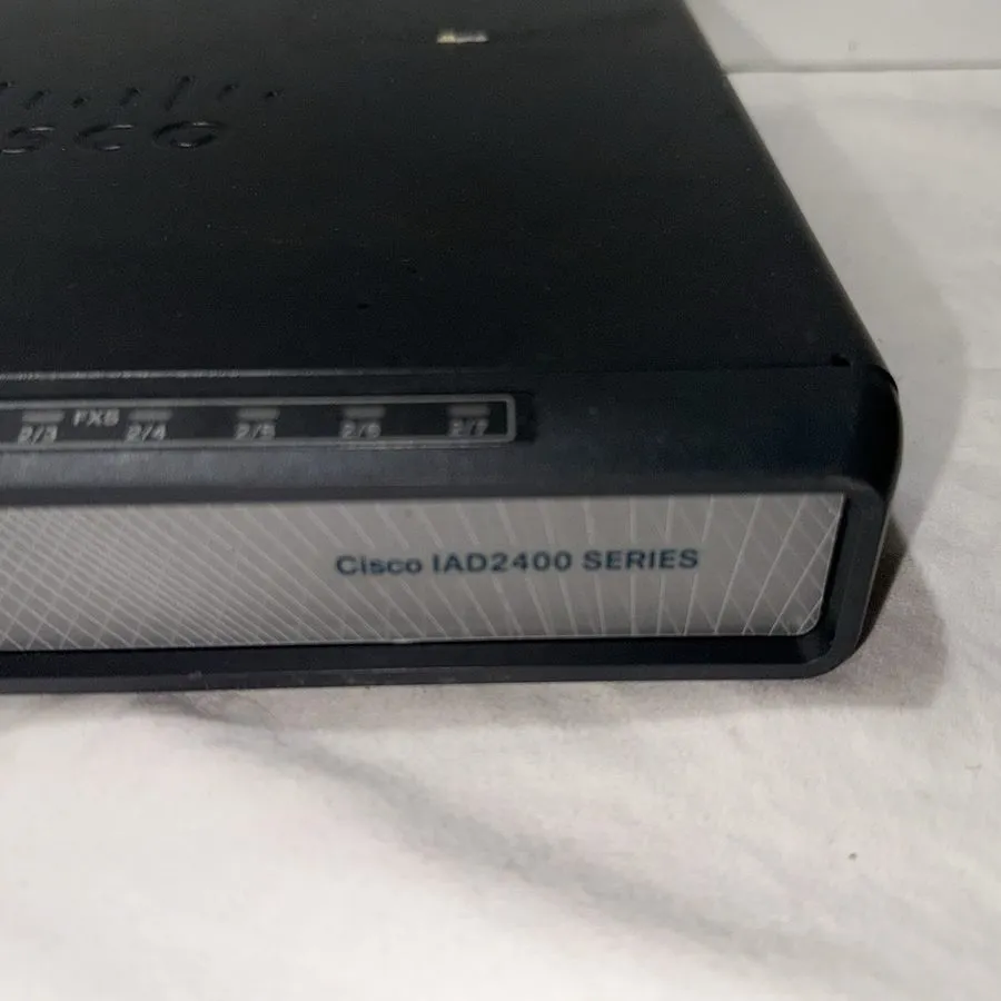 Маршрутизатор Cisco IAD2431-8FXS 8 Port Integrated Access Device Router