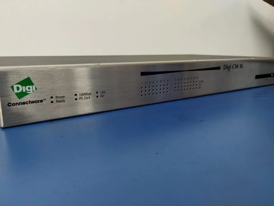 Сервер DIGI CM 16 Connectware Console Server 50000838-06 C Rev A 50-60Hz — фото лота 2