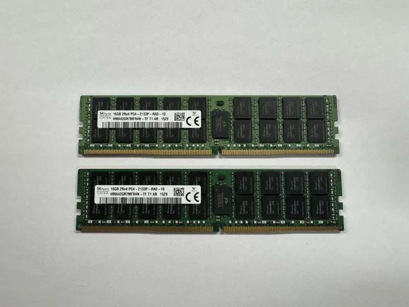 Модуль памяти 16GB SK Hynix DDR4-2133P ECC 2Rx4 SERVER RAM PC4-2133P-RA0-10