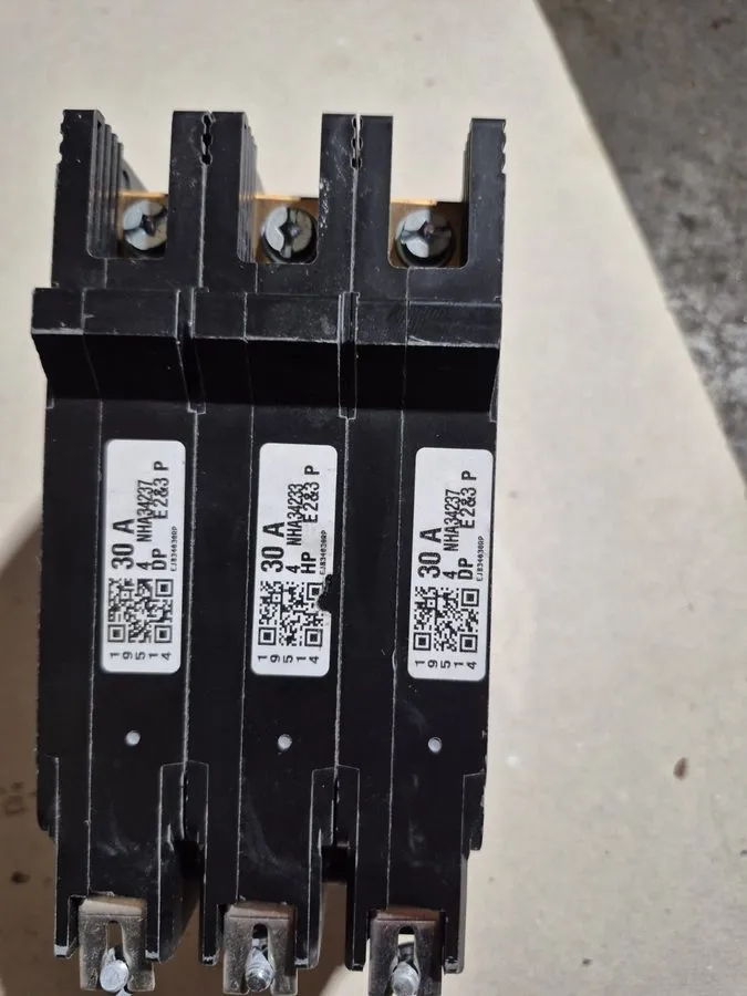 Автоматический выключатель SQD EJB34030 Circuit Breaker 30A 3P 480V 3PH Bolt On  — фото лота 1