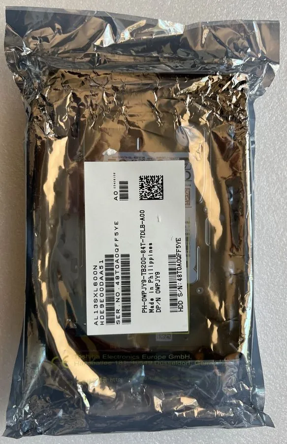 Жёсткий диск WPJY9 DELL TOSHIBA AL13SXL600N 600GB 6Gbs 15K 3.5'' SAS HDD W348K W