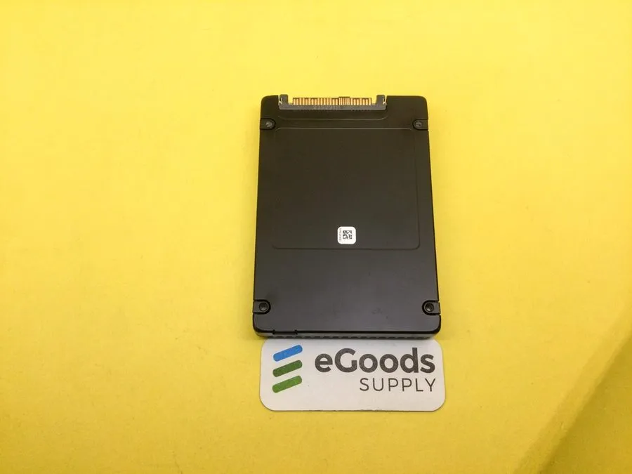 SSD-накопитель Micron 7450 MAX 6.4TB PCIe Gen4x4 NVME U.3 2.5in SSD MTFDKCC6T4TF