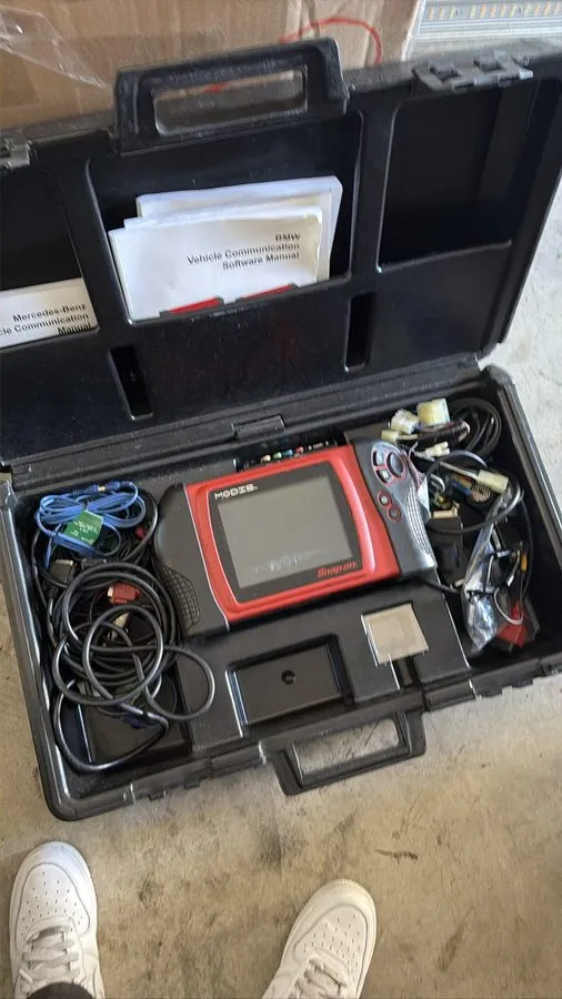 Диагностический сканер SNAP-ON MODIS EEMS300 AUTO DIAGNOSTICS TOOL SCANNER BASE 