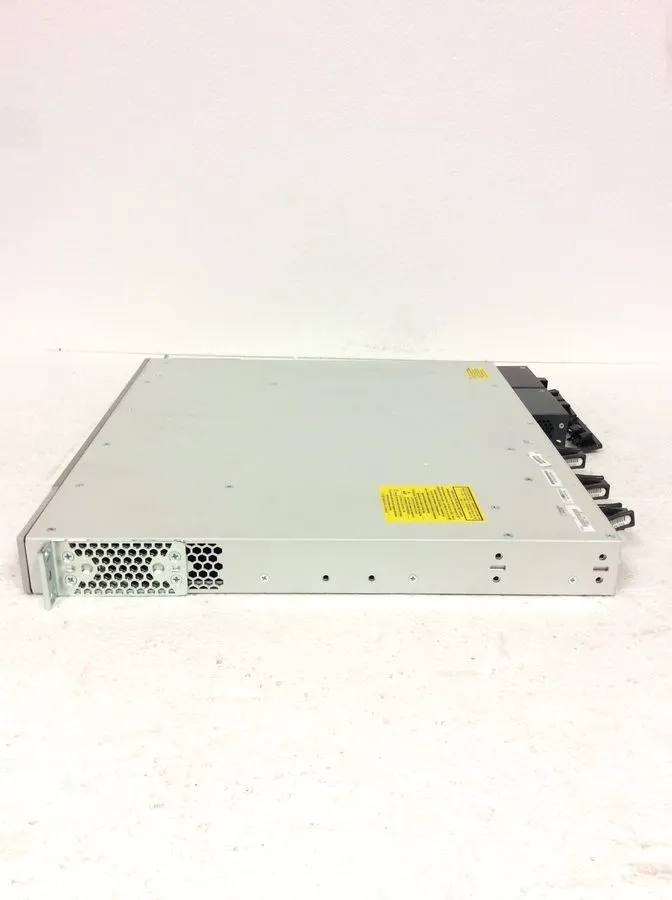 Коммутатор Cisco C9300-24U-E 24 Ports Fully Managed PoE Switch — фото лота 1