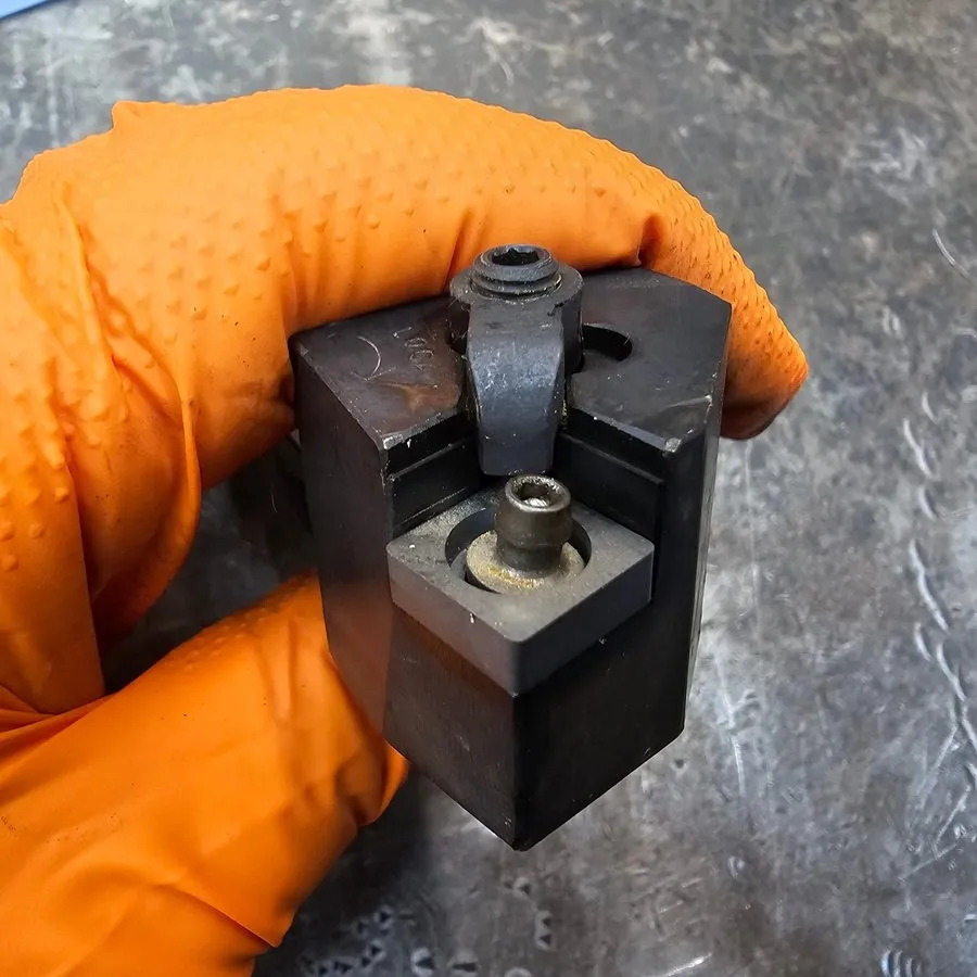 Режущий инструмент Kennametal 1x1x5" Turning Tool DSRNL-164C SNMG 432 120408 Car