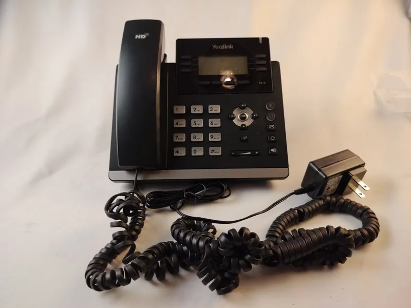 IP-телефон Yealink SIP-T41P PoE Ultra Elegant VoIP Phone — фото лота 1
