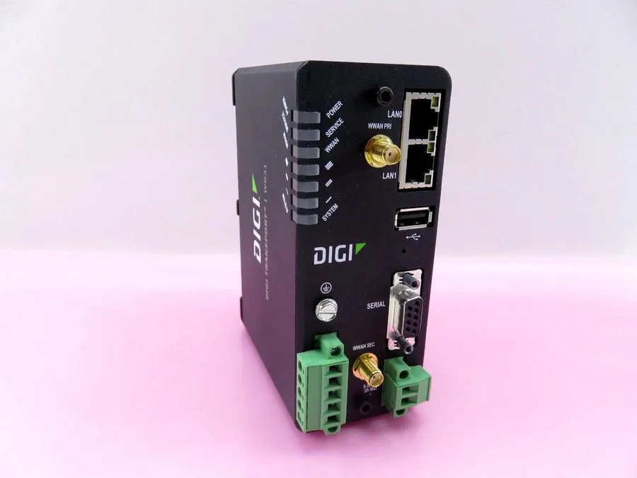 Маршрутизатор Digi Transport WR31-L52A-DE1-TB Cellular Modem/Wireless Router