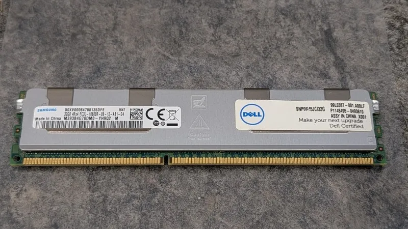 Модуль памяти Samsung 32GB 4Rx4 PC3L-10600R-09-12-AB1-D4 ECC REG Server RAM M393