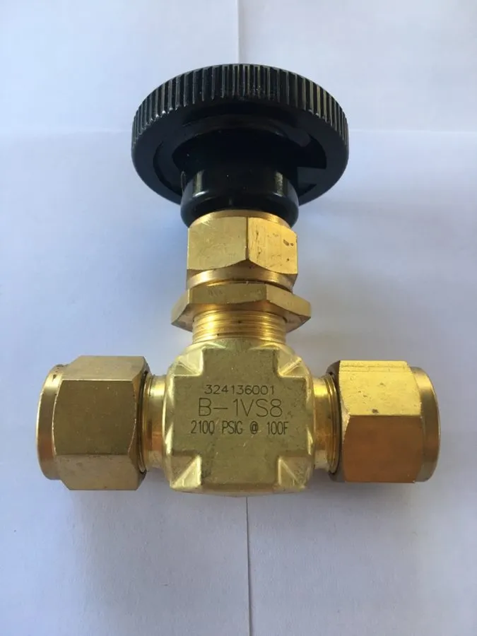 Клапан Swagelok B-1VS8 Needle Valve 1/2" Tube OD 316 Brass
