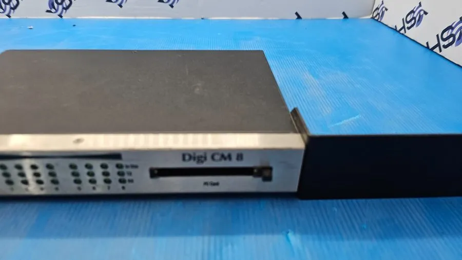 Сервер DIGI 50000865-01 R CM 8 8-PORT CONSOLE SERVER