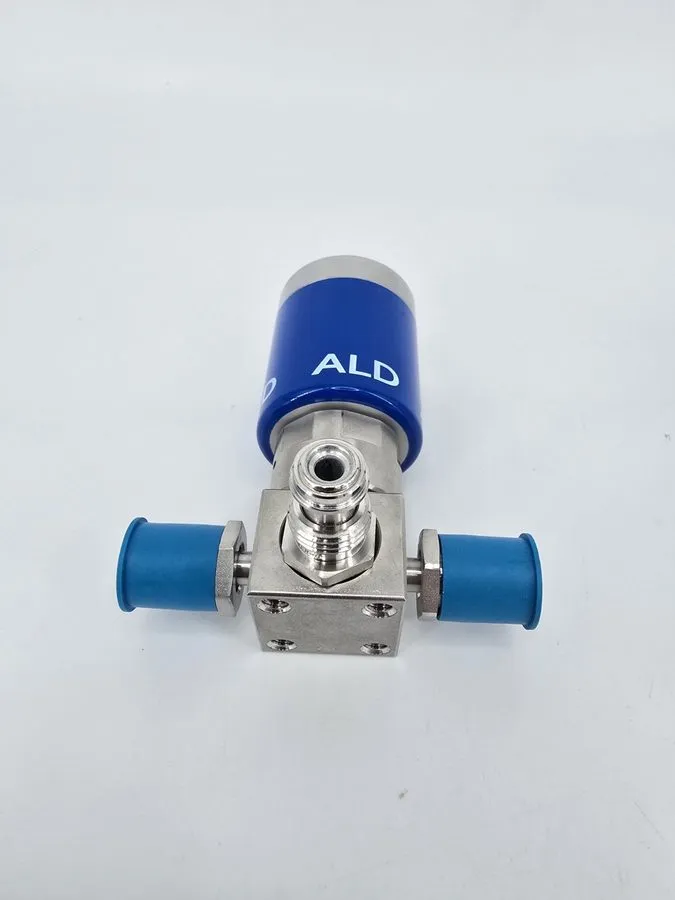 Клапан Swagelok ALD-3/6LVV-ALD3C222P-C Atomic Layer Deposition (ALD) Valve Pneum — фото лота 2