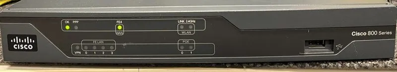 Маршрутизатор CISCO 800 SERIES 881-K9 V01 4-PORT INTEGRATED SERVICES ROUTER (R6S — фото лота 2