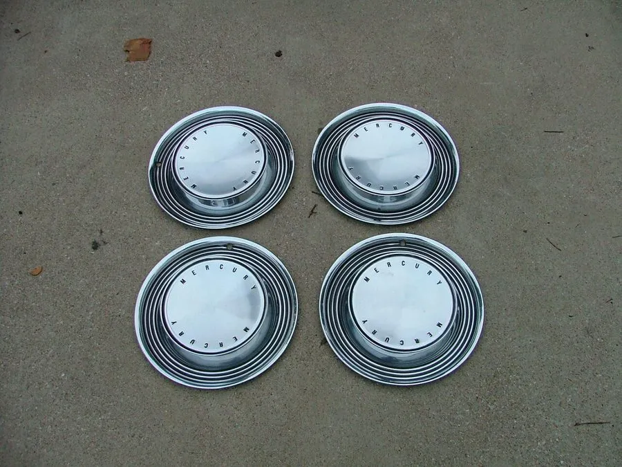 Измерительный инструмент 1970 Mercury Montego wheel covers (14”), set 4, D0GA-11 — фото лота 1