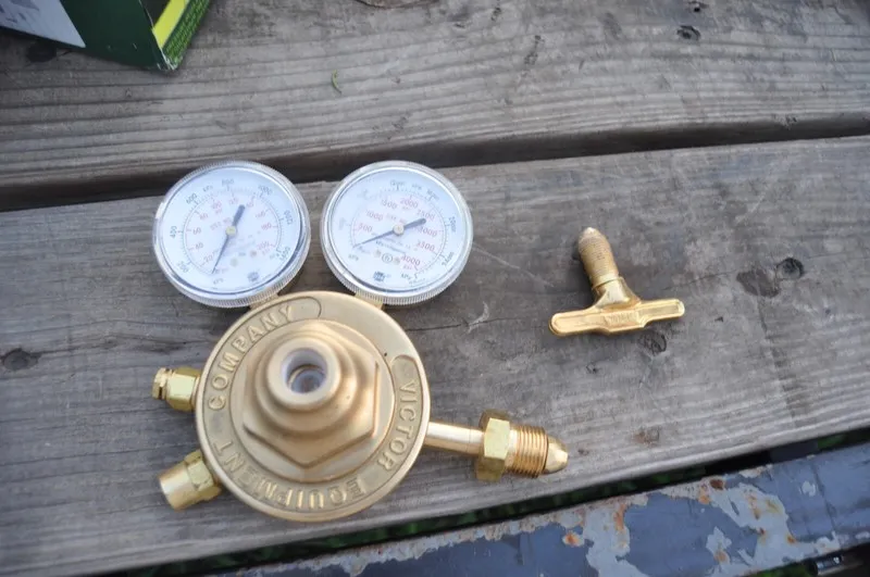 Трубопроводная арматура Victor SR450D-5840, 0781-0528 INERT GAS REGULATOR — фото лота 2