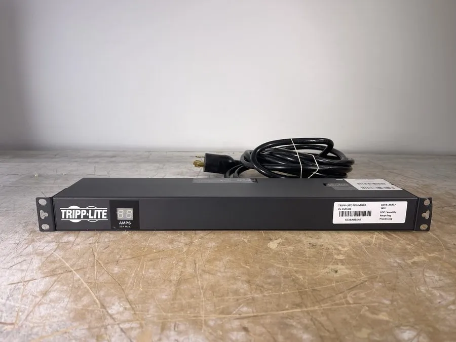 Блок розеток TRIPP-LITE PDUMH20 12-OUTLET METERED POWER DISTRIBUTION UNIT