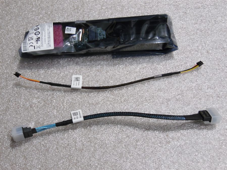 SSD-накопитель DELL POWEREDGE R750 SERVER DUAL 240GB M.2 SSD BOSS ADAPTER FRY80