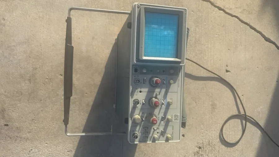 Осциллограф Tektronix 2213 Analog Oscilloscope 60MHz 2 ch