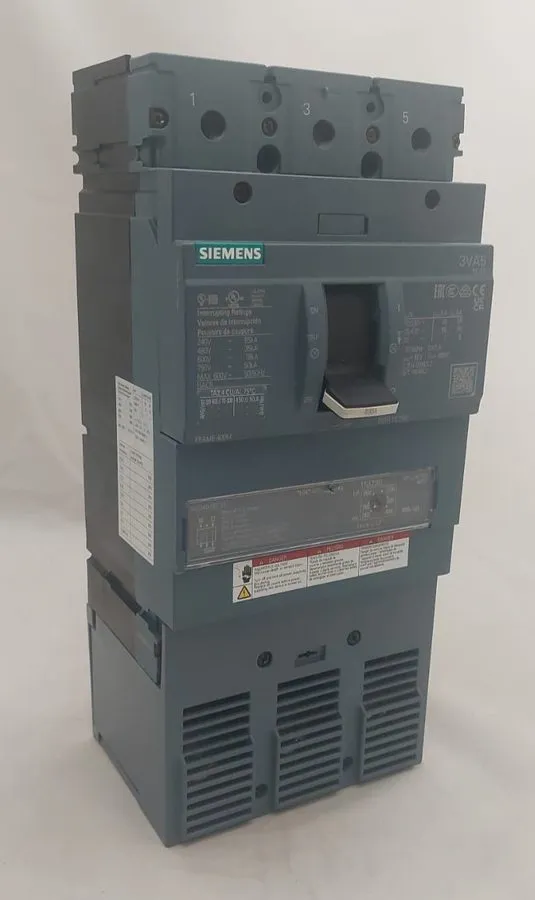 Автоматический выключатель Siemens 3VA5340-5EC31-0AA0 Bolt On Circuit Breaker 40