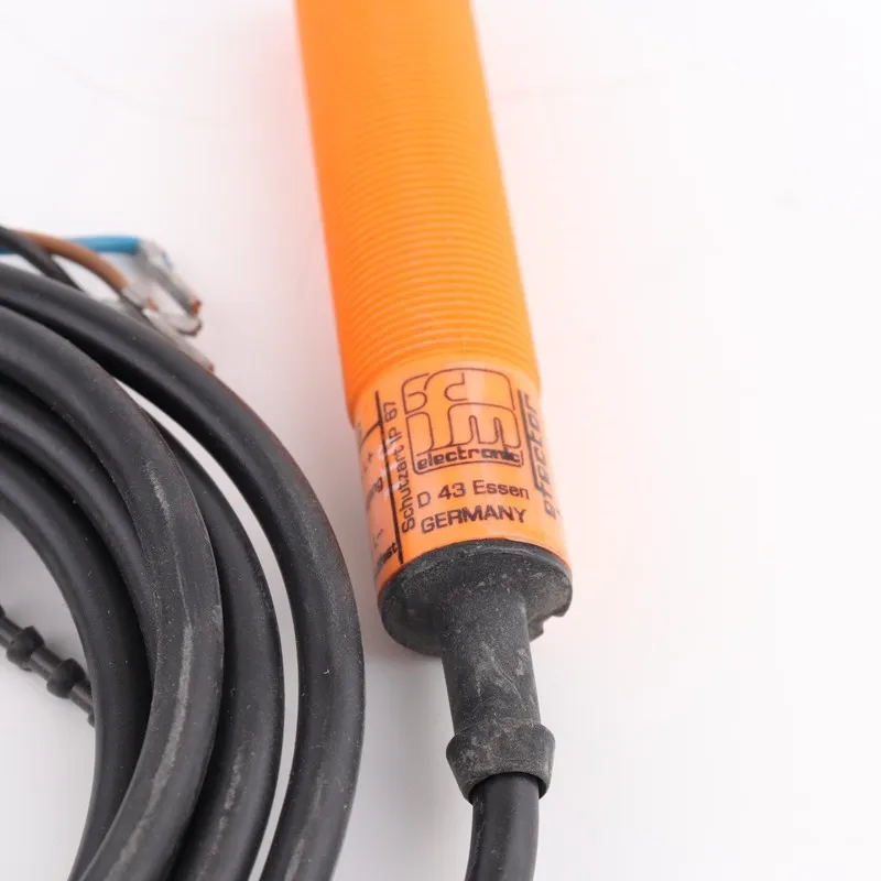 Датчик приближения IFM EFECTOR IG-3005-BPKG INDUCTIVE PROXIMITY SENSOR NSMP