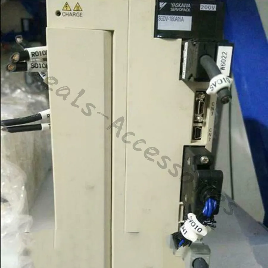 Сервопривод SGDV-180A15A servo Yaskawa( )