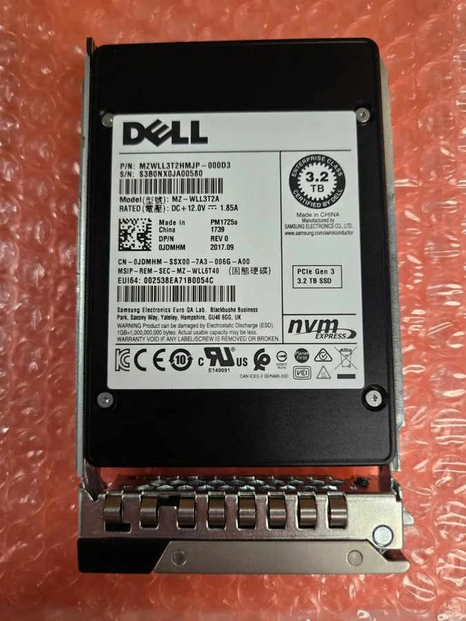 SSD-накопитель Dell Samsung PM1725a 3.2TB U.2 PCIe NVMe Enterprise SSD JDMHM MZ-