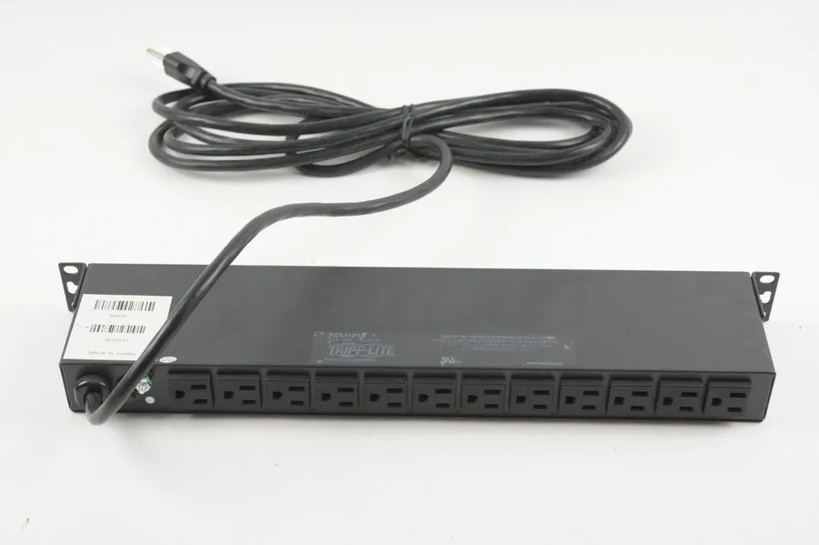 Блок розеток Tripp-Lite Model PDU-1215 Rack Mountable