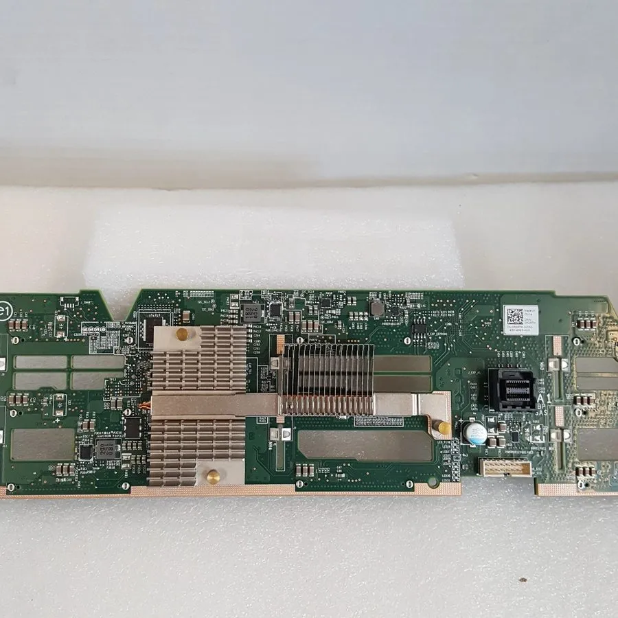 Бэкплейн Dell Backplane 0RDRTM 12x 3.5" SAS SATA Hard Disk Board