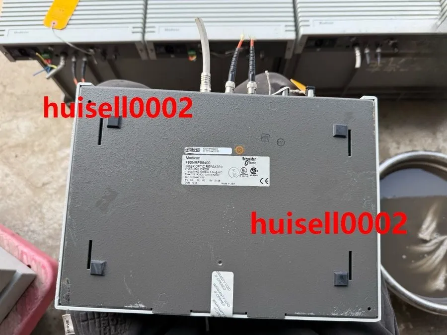 Ретранслятор Schneider 490NRP95400 Fiber Optic Repeater